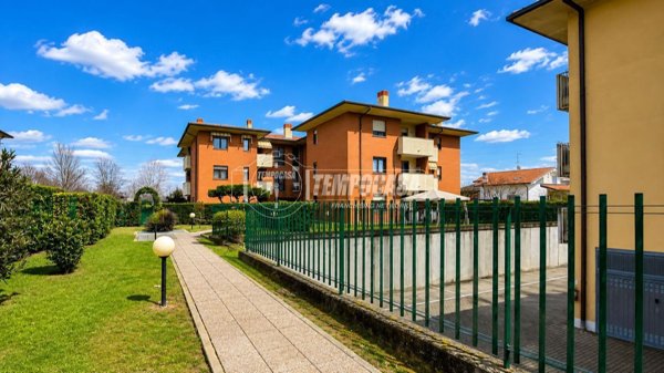 appartamento in vendita a Cesano Maderno in zona Cassina Savina