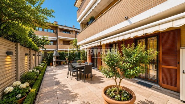 appartamento in vendita a Cesano Maderno in zona Cassina Savina