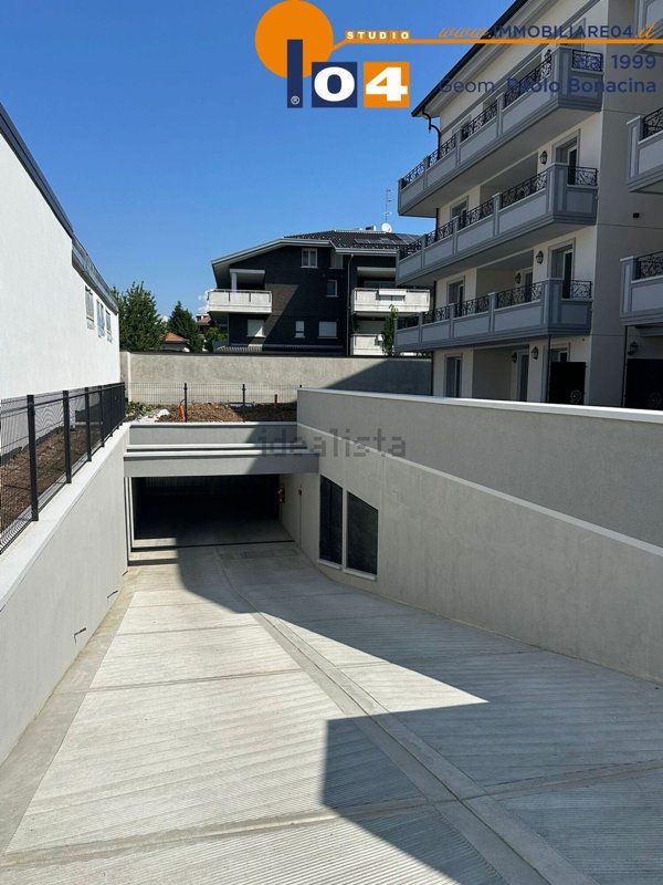 appartamento in vendita a Cesano Maderno in zona Binzago