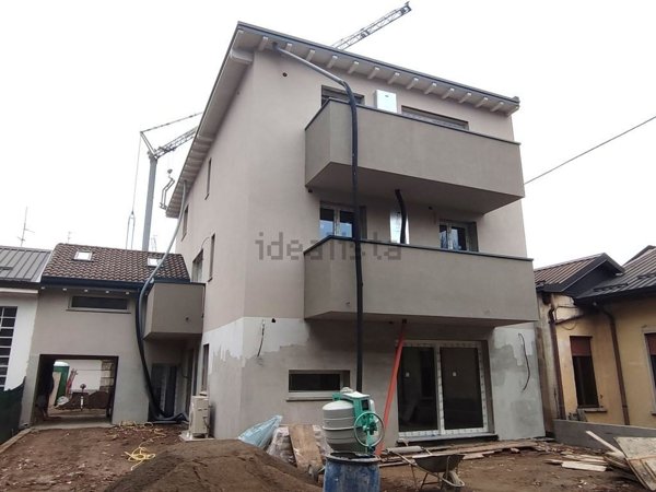 appartamento in vendita a Cesano Maderno in zona Binzago