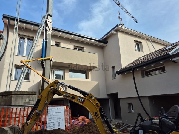 appartamento in vendita a Cesano Maderno in zona Binzago