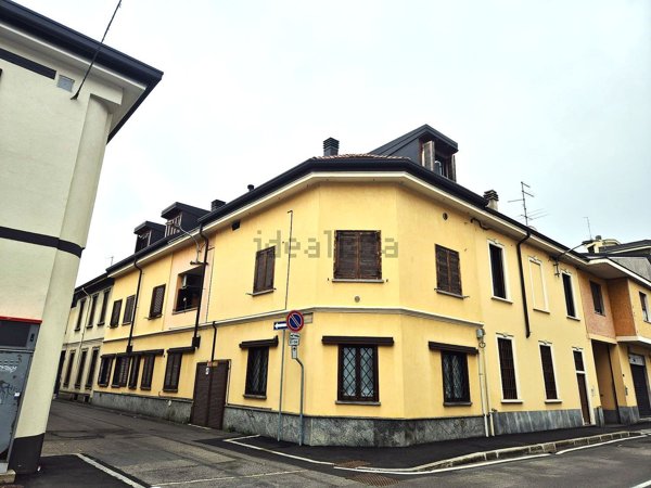 appartamento in vendita a Cesano Maderno in zona Binzago