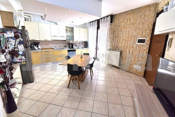 appartamento in vendita a Cesano Maderno in zona Cassina Savina
