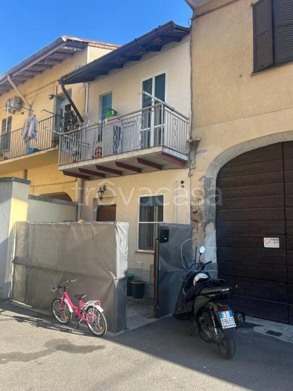 appartamento in vendita a Cesano Maderno in zona Binzago