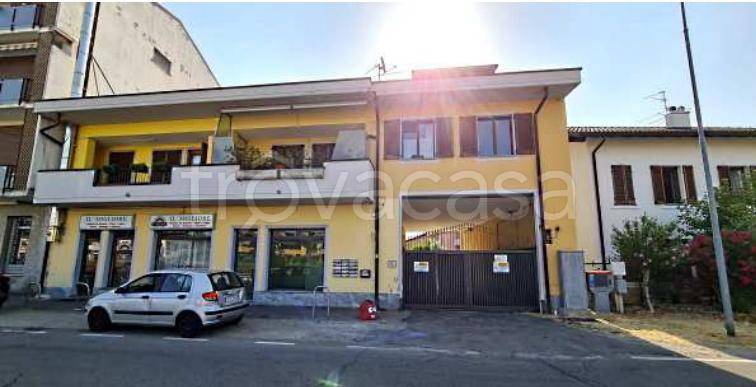 appartamento in vendita a Cesano Maderno in zona Cassina Savina