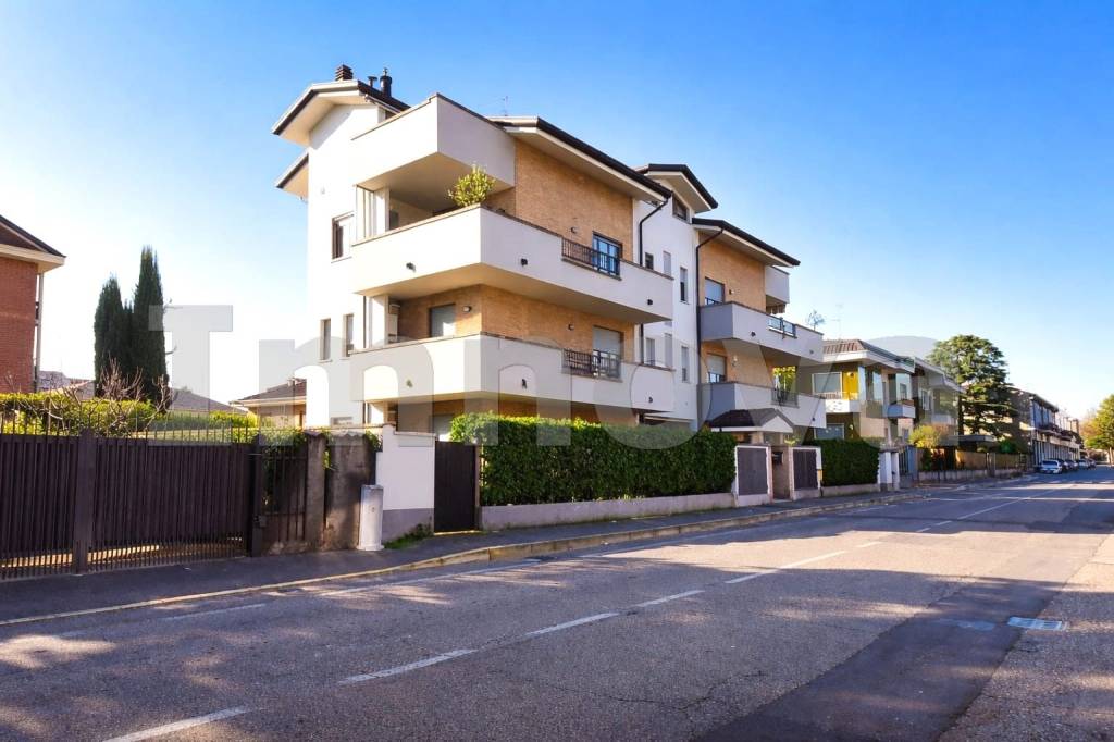 appartamento in vendita a Cesano Maderno in zona Cassina Savina