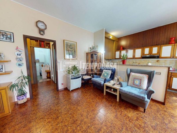 appartamento in vendita a Cesano Maderno in zona Binzago