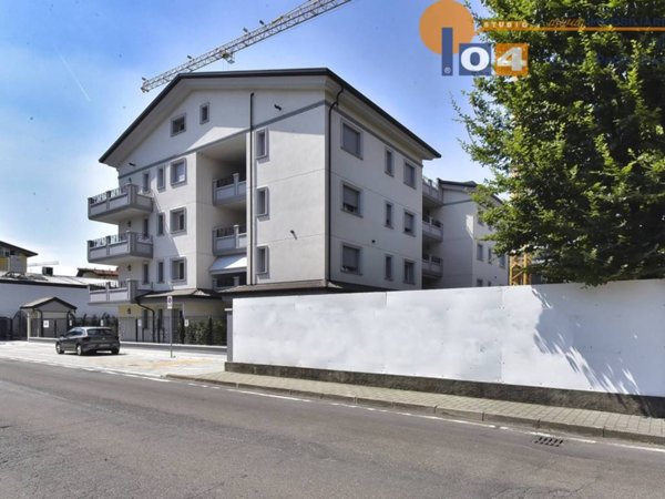 appartamento in vendita a Cesano Maderno in zona Binzago