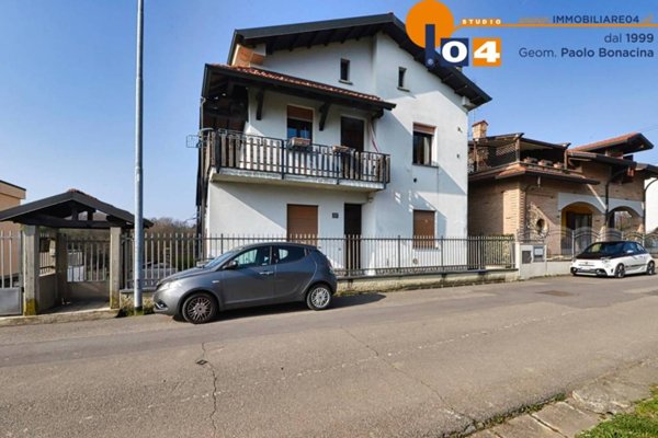 appartamento in vendita a Cesano Maderno in zona Cassina Savina