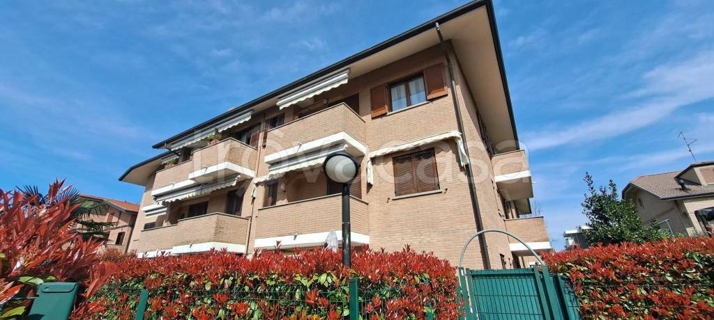 appartamento in vendita a Cesano Maderno in zona Cassina Savina