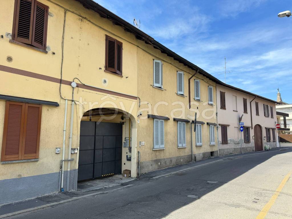 appartamento in vendita a Cesano Maderno in zona Binzago