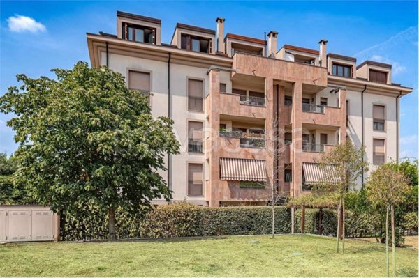 appartamento in vendita a Cesano Maderno in zona Cassina Savina