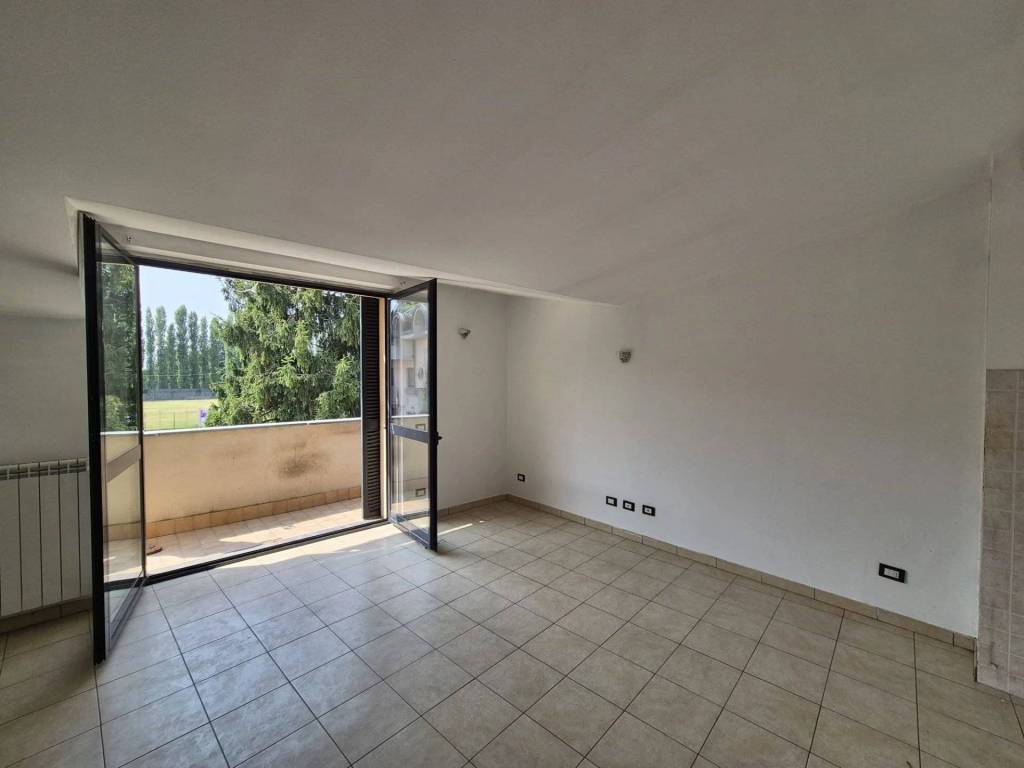 appartamento in vendita a Cesano Maderno in zona Binzago