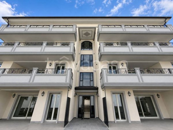 appartamento in vendita a Cesano Maderno in zona Cassina Savina