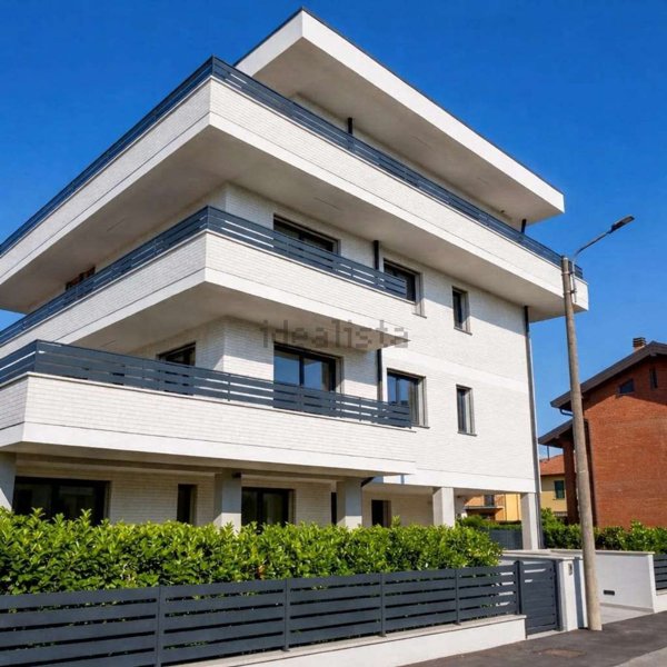 appartamento in vendita a Cesano Maderno in zona Binzago