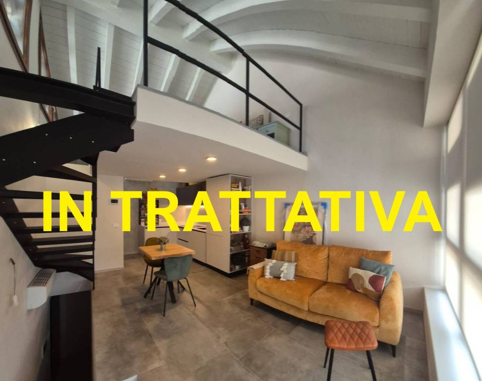 appartamento in vendita a Cesano Maderno in zona Binzago