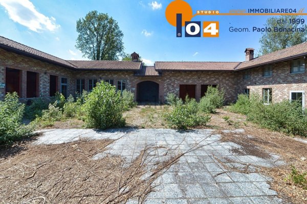 casa indipendente in vendita a Cesano Maderno in zona Cassina Savina