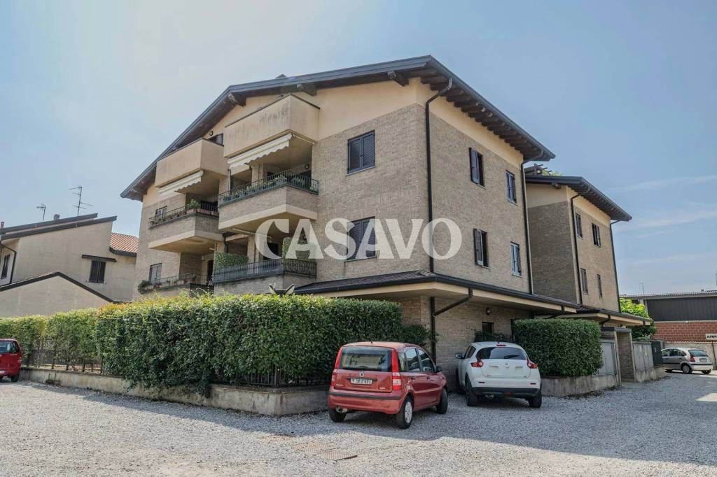 appartamento in vendita a Cesano Maderno in zona Binzago