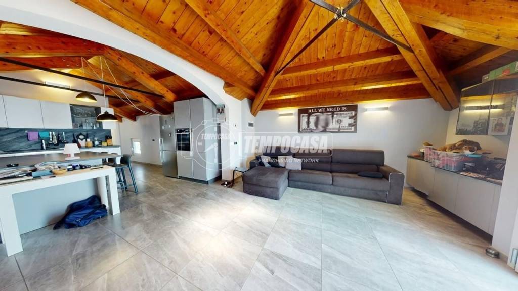 appartamento in vendita a Cesano Maderno in zona Cassina Savina