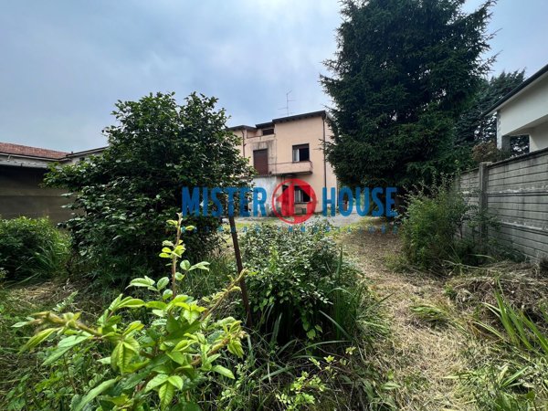 appartamento in vendita a Cesano Maderno in zona Cassina Savina