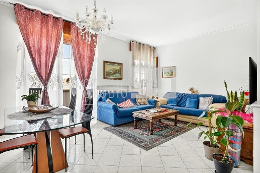casa indipendente in vendita a Cesano Maderno in zona Cassina Savina