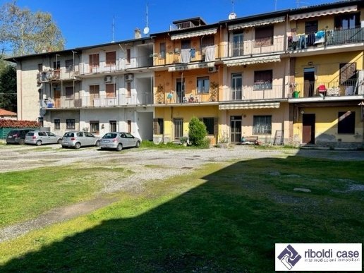 appartamento in vendita a Cesano Maderno in zona Binzago