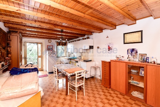 appartamento in vendita a Cesano Maderno in zona Cassina Savina
