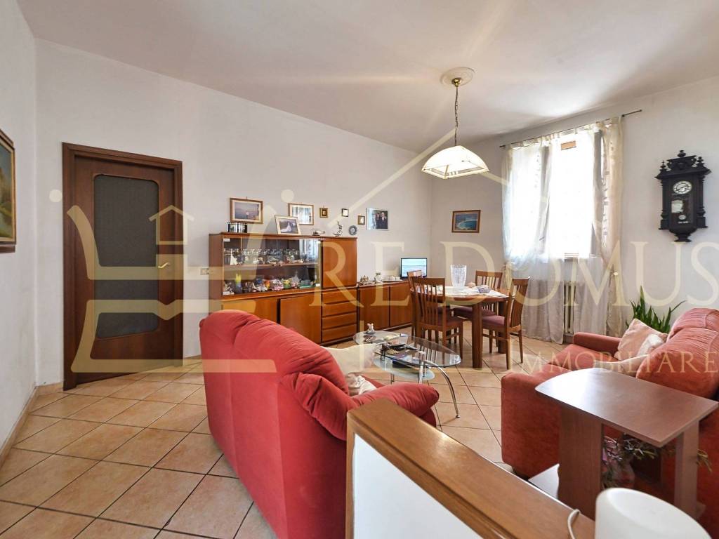 appartamento in vendita a Cesano Maderno in zona Binzago
