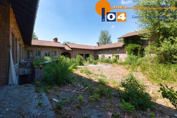 rudere in vendita a Cesano Maderno in zona Cassina Savina
