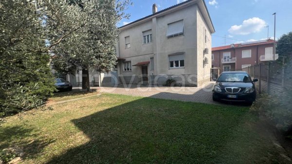 appartamento in vendita a Cesano Maderno in zona Binzago