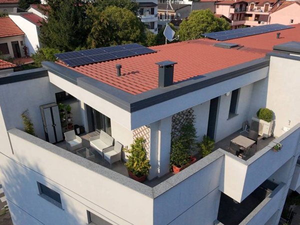 appartamento in vendita a Cesano Maderno in zona Binzago