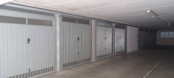 box auto in vendita a Cesano Maderno in zona Cassina Savina