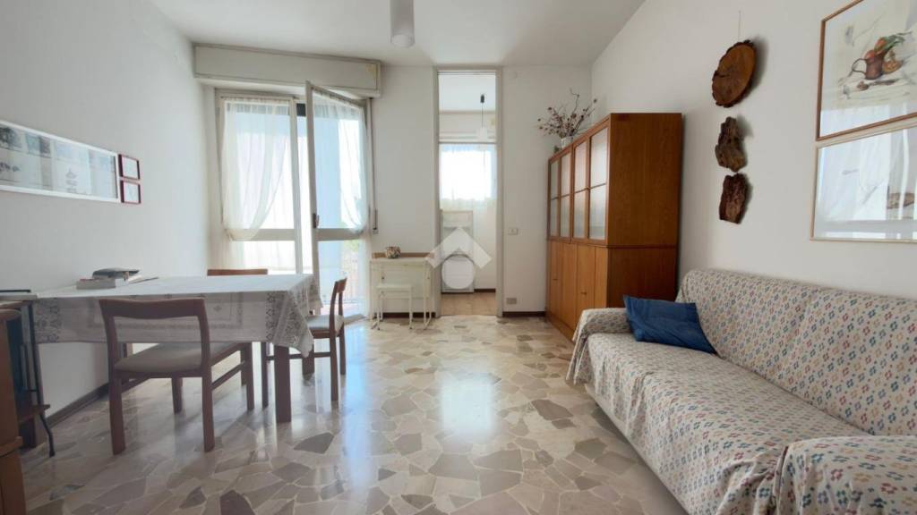 appartamento in vendita a Cesano Maderno in zona Binzago
