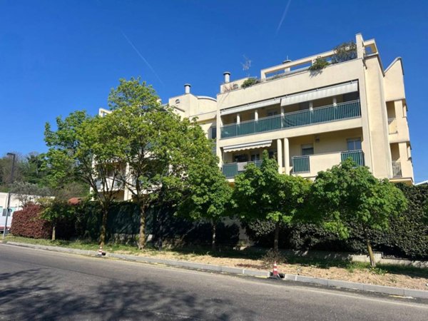 appartamento in vendita a Cesano Maderno in zona Cassina Savina