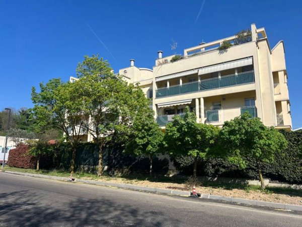 appartamento in vendita a Cesano Maderno in zona Cassina Savina