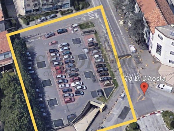box auto in vendita a Cesano Maderno in zona Binzago