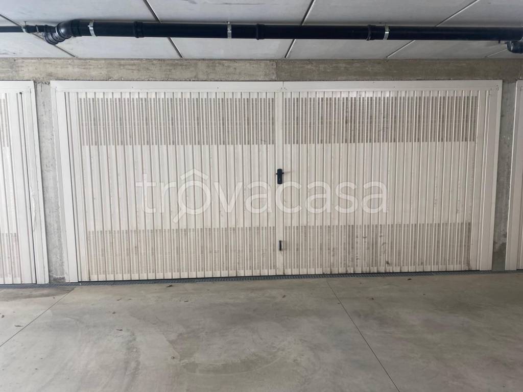 box auto in vendita a Cesano Maderno in zona Cassina Savina