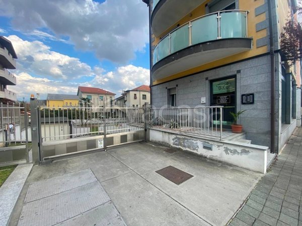 box auto in vendita a Cesano Maderno in zona Cassina Savina