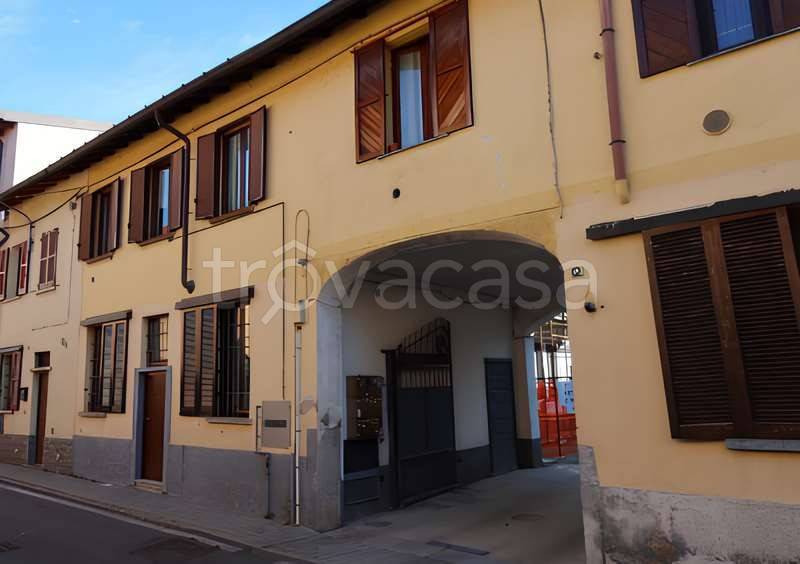 appartamento in vendita a Cesano Maderno in zona Binzago