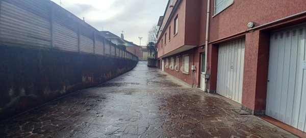 casa indipendente in vendita a Cesano Maderno in zona Cassina Savina