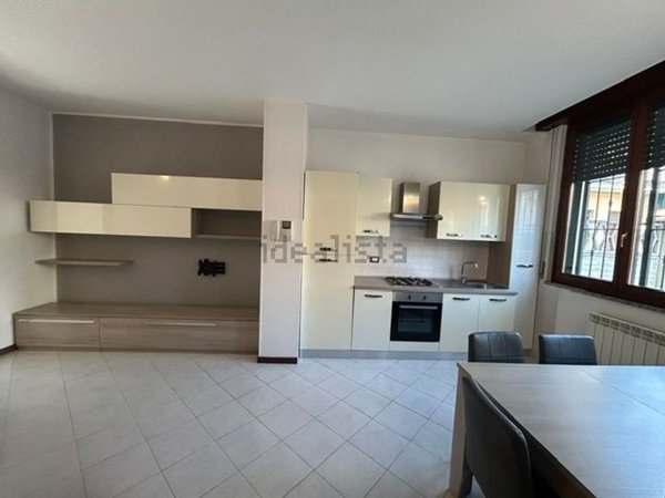 appartamento in vendita a Cesano Maderno in zona Binzago