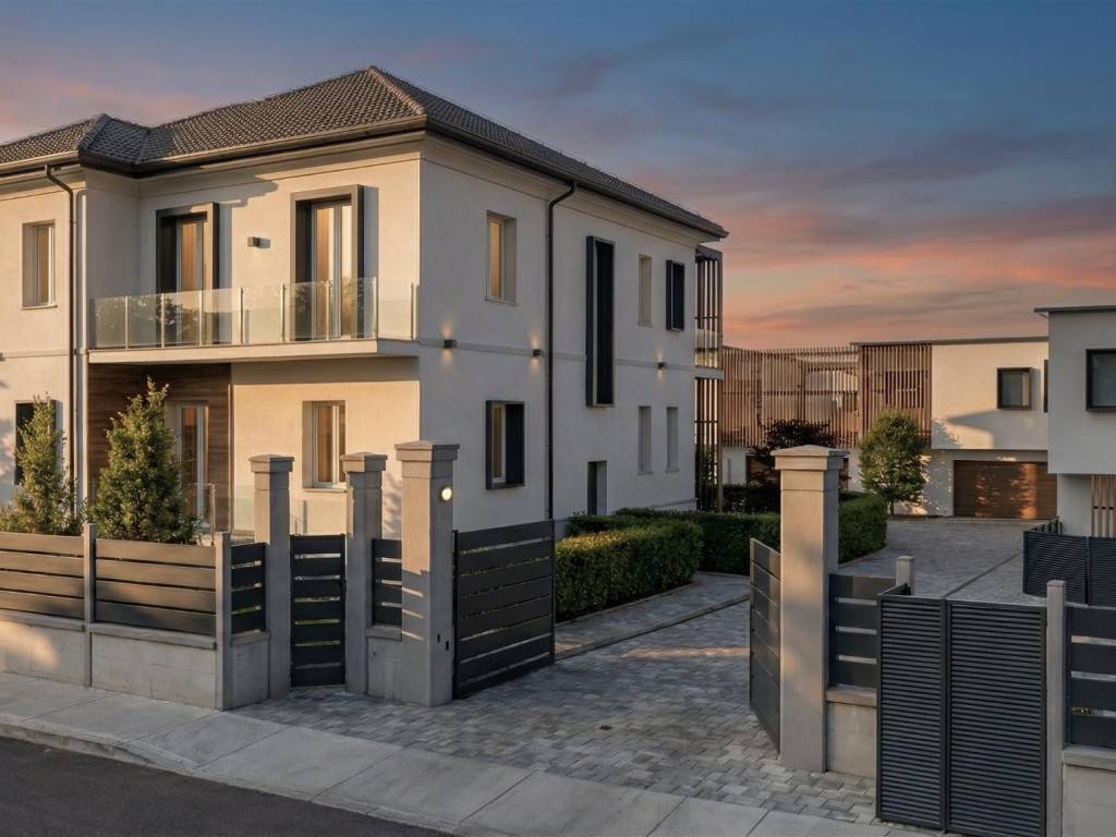 casa indipendente in vendita a Cesano Maderno in zona Binzago