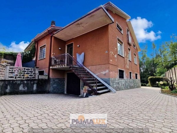 casa indipendente in vendita a Cesano Maderno in zona Cassina Savina
