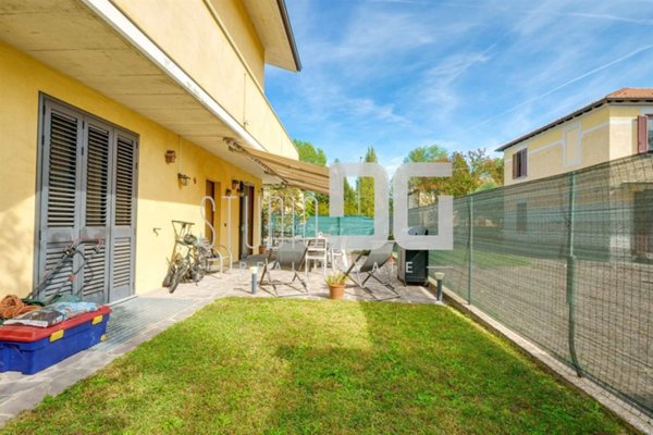 appartamento in vendita a Cesano Maderno in zona Cassina Savina