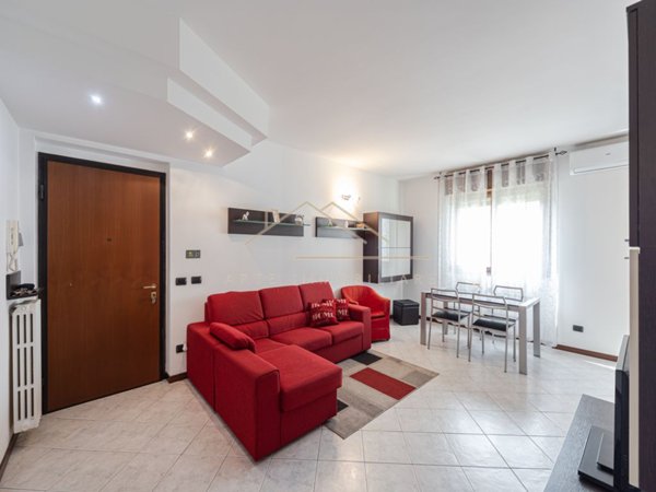 appartamento in vendita a Cesano Maderno in zona Cassina Savina