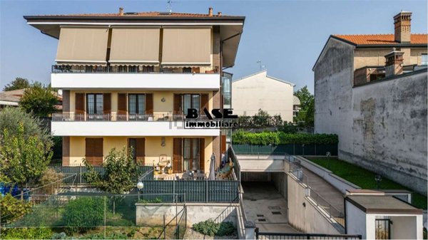 appartamento in vendita a Cesano Maderno in zona Binzago