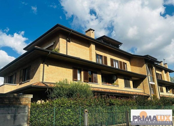 appartamento in vendita a Cesano Maderno in zona Cassina Savina