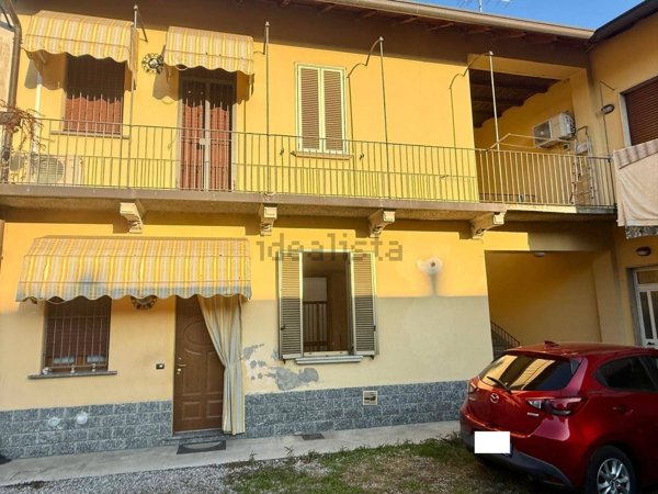 appartamento in vendita a Cesano Maderno in zona Binzago