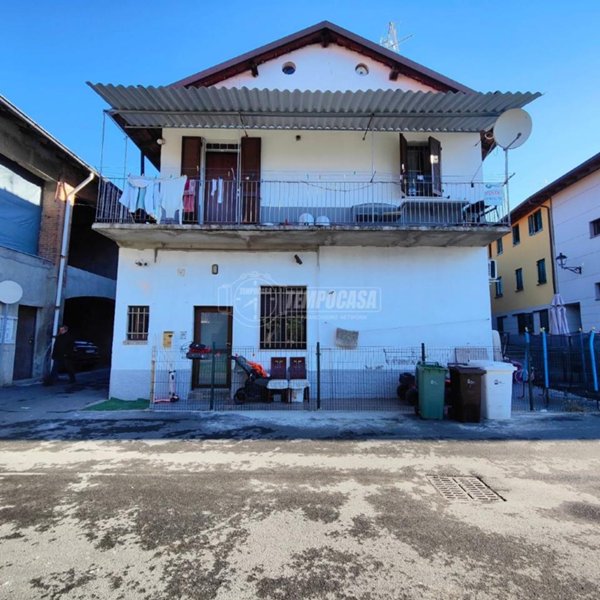 appartamento in vendita a Cogliate