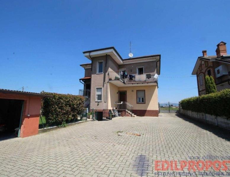 appartamento in vendita a Cogliate